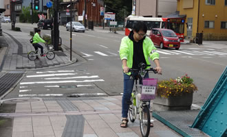 自転車に取付けたカメラによる歩行者交通実態調査