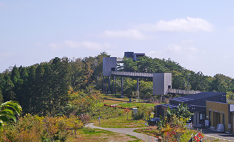 別所岳サービスエリア (第31回都市公園等コンクール審査委員会特別賞受賞)