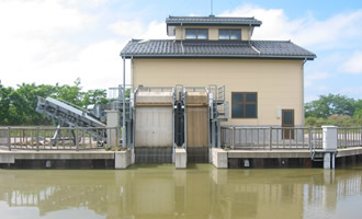 湛水防除事業 梯川左岸地区 浮柳排水機場